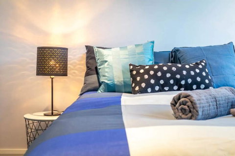 The Heart Of Northbridge With Complimentary Parking, Wifi & Netflix - Seniors Australia 1