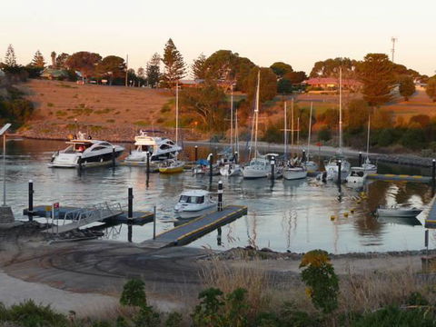 The Hideaway - Seniors Australia 0