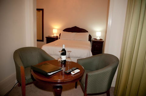 The Hotel Shamrock - Seniors Australia 1