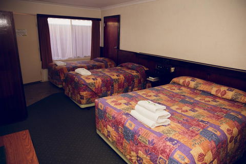 The Miners Rest Motel - Seniors Australia 3