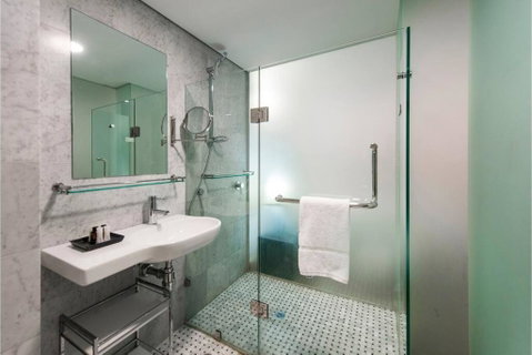 The Nest - Spacious Studio On Newcastle St With Roof Terrace - Seniors Australia 2