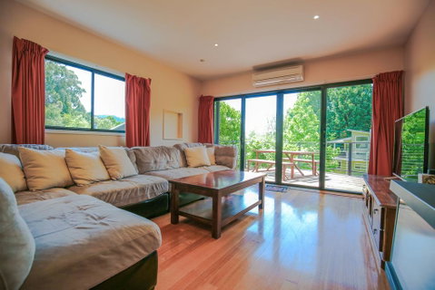 The Nisse House - Seniors Australia 2