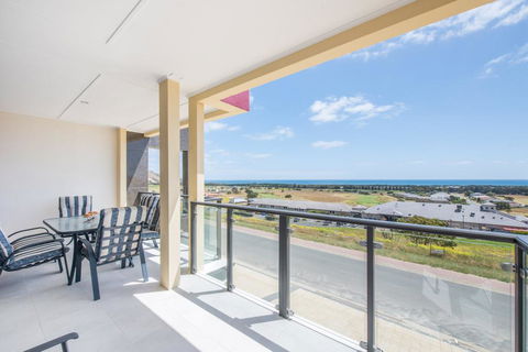 The Oasis - 6 Turnberry Drive, Links Lady Bay - Seniors Australia 0