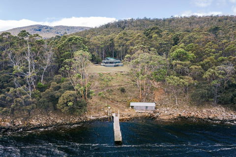 The Pier House - Seniors Australia 0