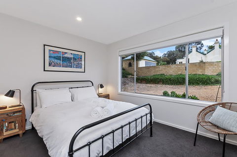 Thunder Point Cottage - Seniors Australia 1
