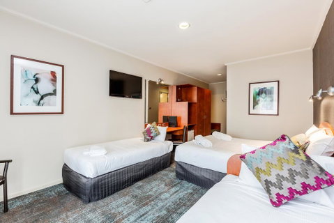 Tonsley Hotel - Seniors Australia 3