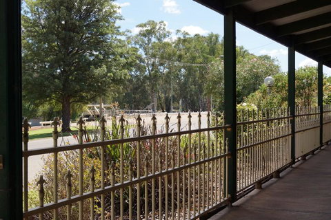 Tooleybuc Motel - Seniors Australia 2