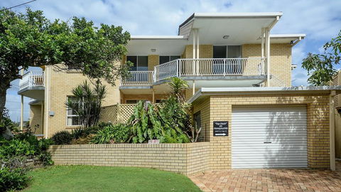 Top Deck Beachside - Seniors Australia 1