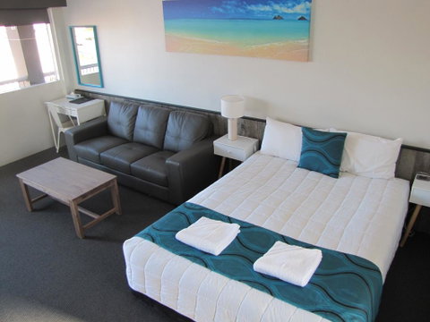 Top Of The Town Motor Inn - Seniors Australia 2