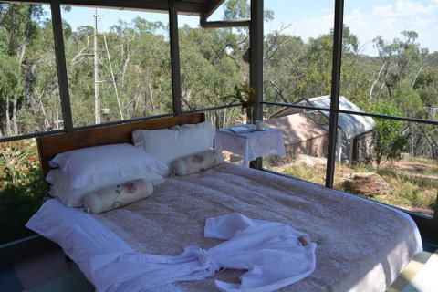 Trestrail Cottage B & B - Seniors Australia 3