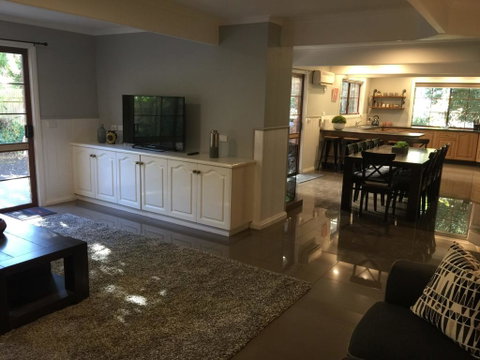 Tudor House - Large Family Home - Seniors Australia 3