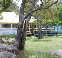 Twisted Gum Vineyard Cottage - Seniors Australia