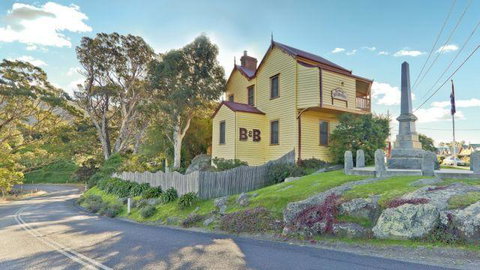 Two Story Bed And Breakfast - Seniors Australia 0