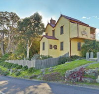 Two Story Bed and Breakfast - Seniors Australia