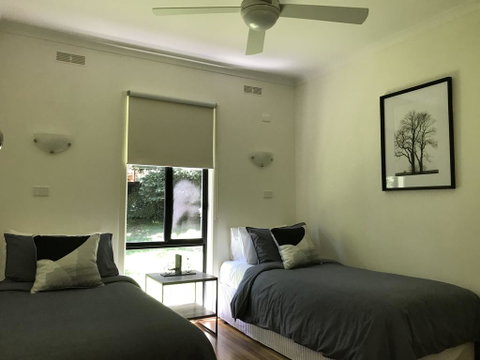Tyntynder Garden Cottage 4 - Seniors Australia 1