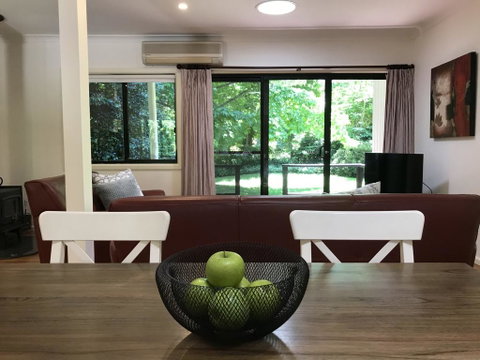 Tyntynder Garden Cottage 4 - Seniors Australia 3