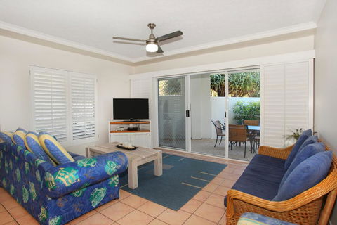 Unit 1 Marcoola Sunrise - Marcoola Beach - Seniors Australia 2