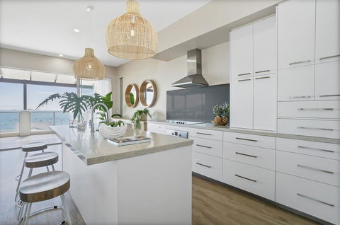 UNIT 35 Whitsundays - Seniors Australia 1