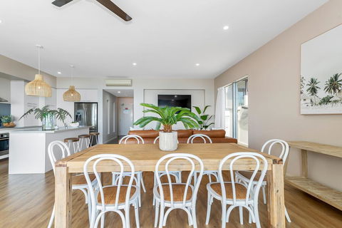 UNIT 35 Whitsundays - Seniors Australia 3