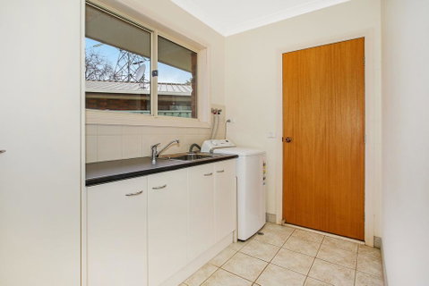 Valley View Townhouse - On The RAIL TRAIL - Seniors Australia 2