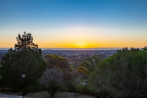 Vermillion Skies Holiday Accommodation - Seniors Australia 3