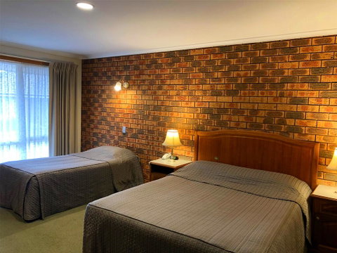 Victoriana Motor Inn - Seniors Australia 1