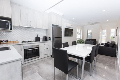 Wagga Apartments #2 - Seniors Australia 0