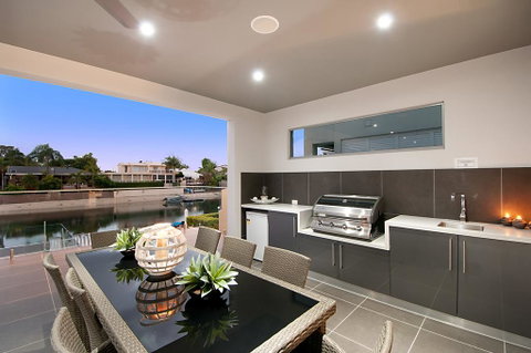 Waterfront Splendour - Seniors Australia 1