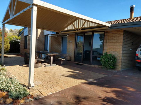 Wave Walk - Seniors Australia 3