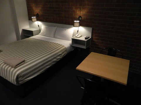 Werribee Motel And Apartments - Seniors Australia 3