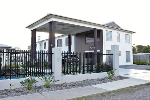 Western Downs Motor Inn - Seniors Australia 0