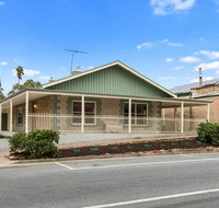Williamstown Bed and Breakfast - Seniors Australia
