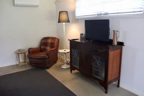 Wormwood Studio - Seniors Australia 2