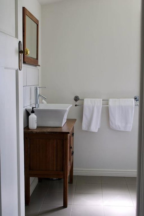 Wormwood Studio - Seniors Australia 3