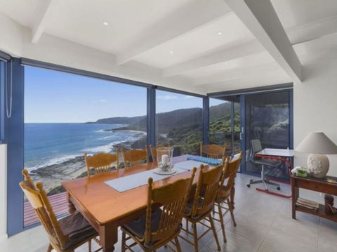 Wye Escape With Amazing Sweeping Ocean Views - Seniors Australia 1