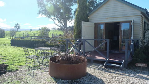 Yea Wood Duck Cabin - Seniors Australia 1