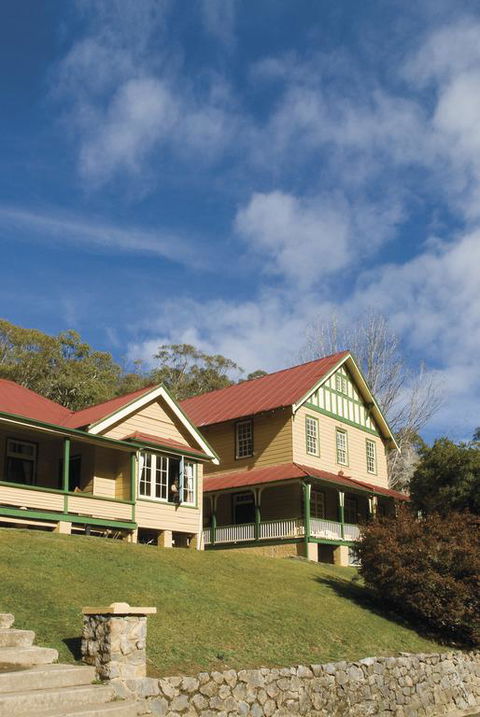 Yarrangobilly Caves House - Seniors Australia 3