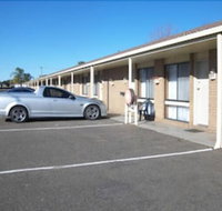 Country Home Motor Inn - Seniors Australia