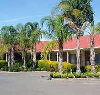 Pines Country Club Motor Inn - Seniors Australia