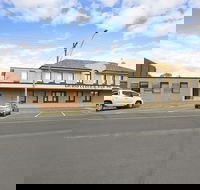 Grand Central Accommodation BB Cobden - Seniors Australia