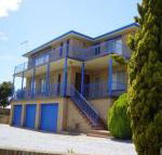 Flat 2 3 Bay Lane - Seniors Australia