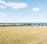 Beach Break Bicheno - Seniors Australia