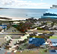 Lazy Wave Beach House - Seniors Australia