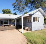 Bimbadeen Comfortable country styled house - Seniors Australia