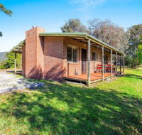 Braeside Cabin Two Alphitonia - Seniors Australia