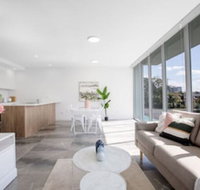 Wow Southport Apartment Near Light Rail Station - Seniors Australia
