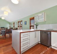 Family Friendly Weatherboard Cottage - Seniors Australia